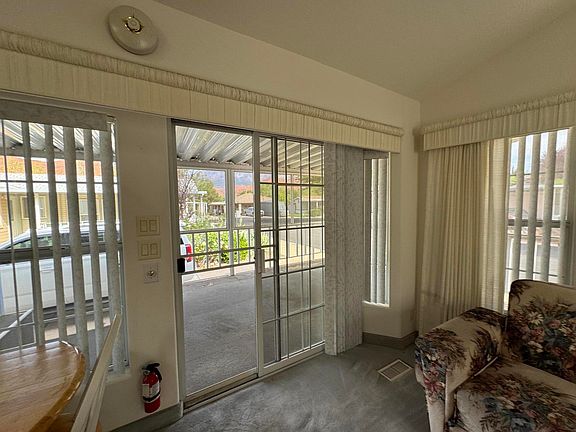 5th image of 7 Archview Dr