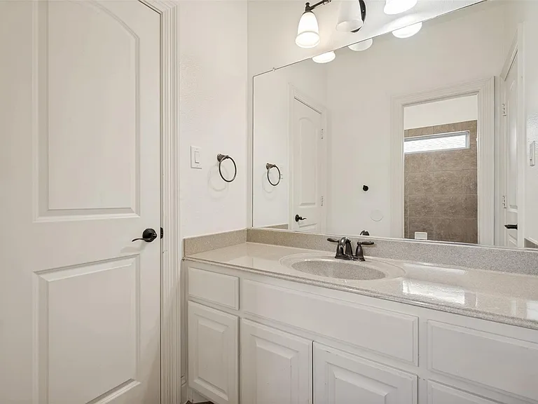 11292 Berkeley Hall Ln — Photo 23
