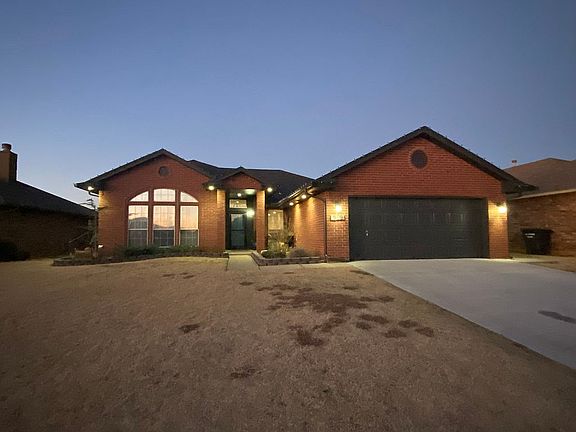 3rd image of 909 SE 36th St