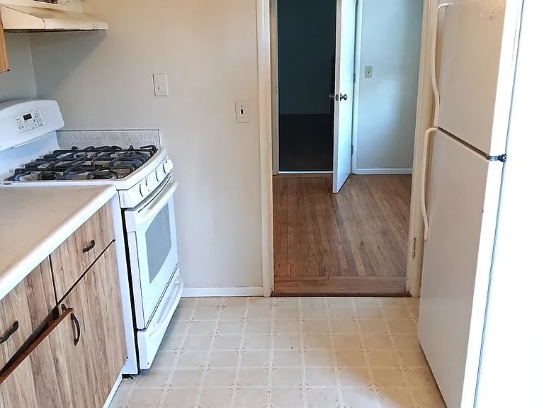 1757 King St — Photo 10