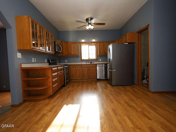 5th image of 1518 N 5th St