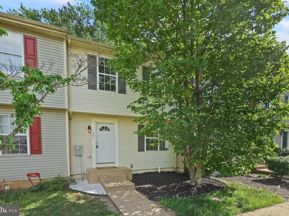 205 Stafford Mews Ln, Stafford, VA 22556