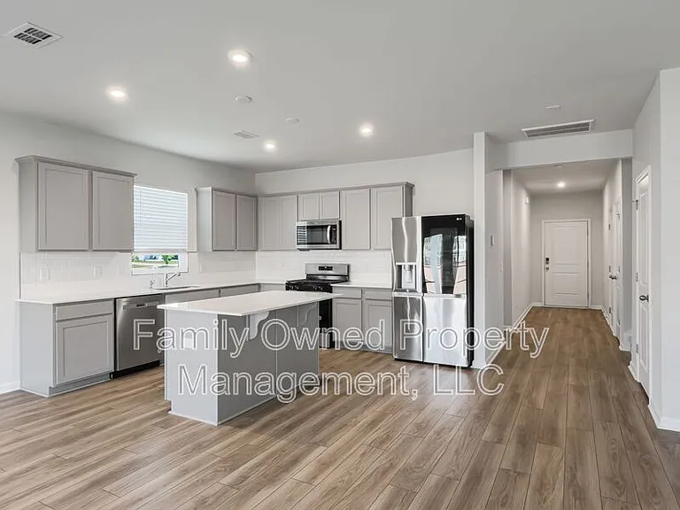 519 Donnas View Way — Photo 7