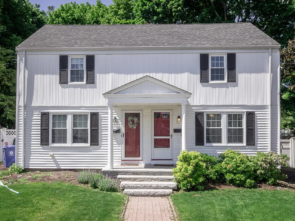 32 Hamilton Rd