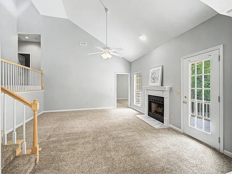 629 Magnolia Ln — Photo 10