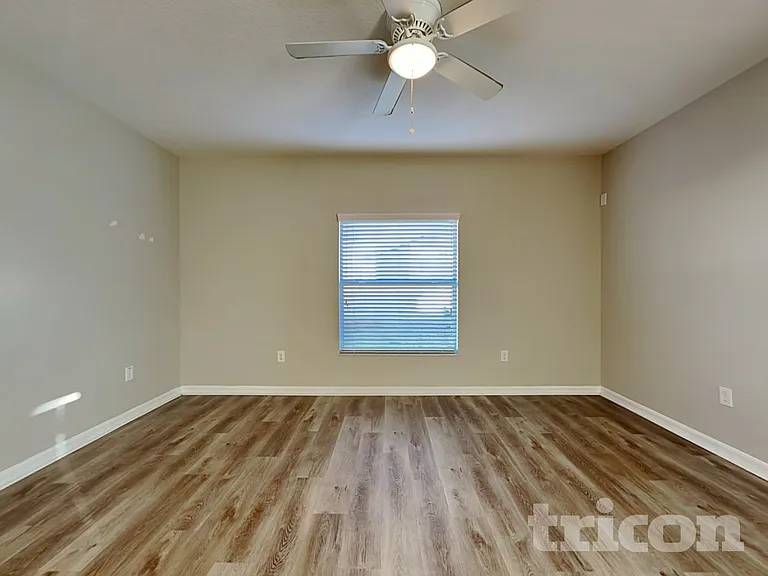 13814 Crater Cir — Photo 2