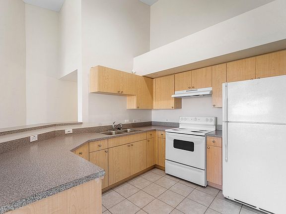 5th image of 118 Villa Circle #118