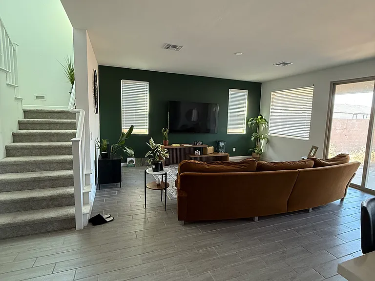 5618 W Alta Mesa Ave — Photo 3
