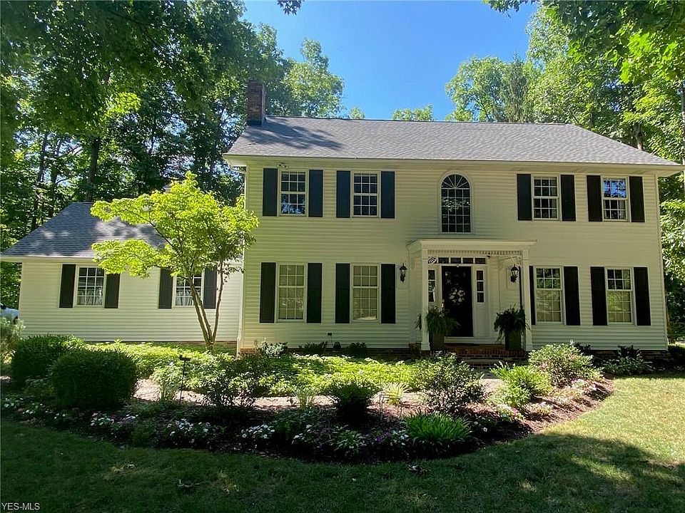 1st image of 3630 Autumn Tree Dr