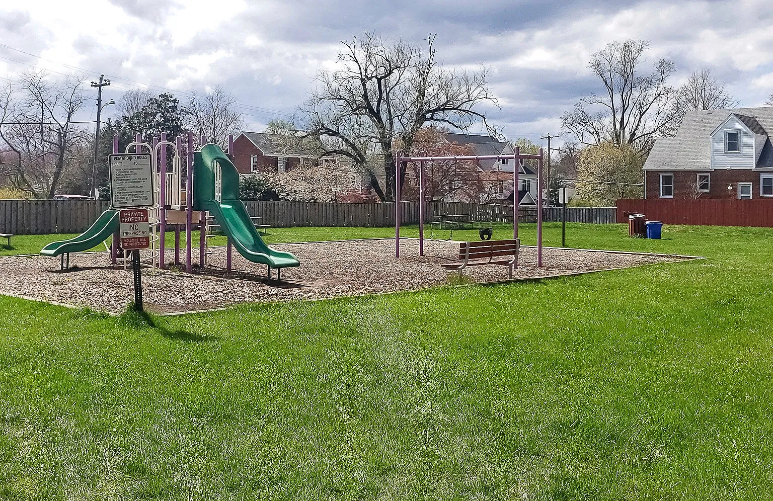 Waverly Village — Photo 3