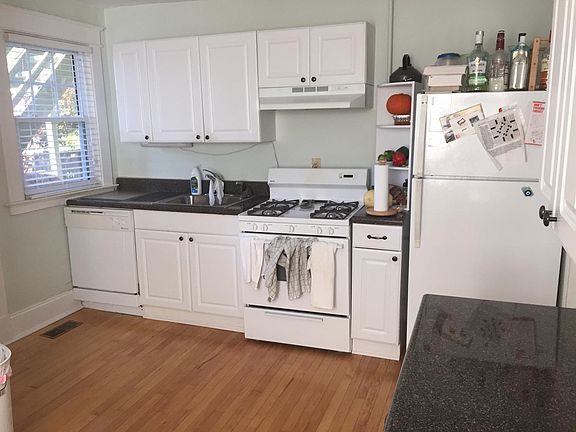 3rd image of 635 Maryland Ave APT 1