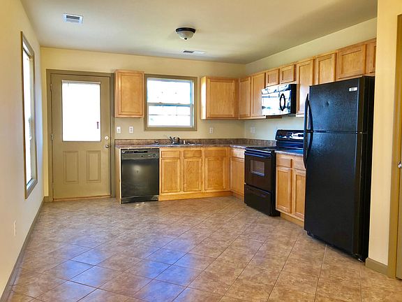 3rd image of 8005 Wilburn Way