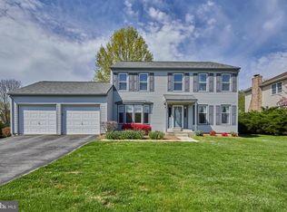 52 Harris Cir, Newark, DE 19711