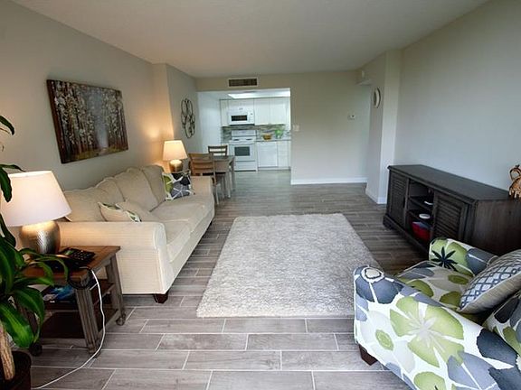 4th image of 500 N Osceola Ave APT 204