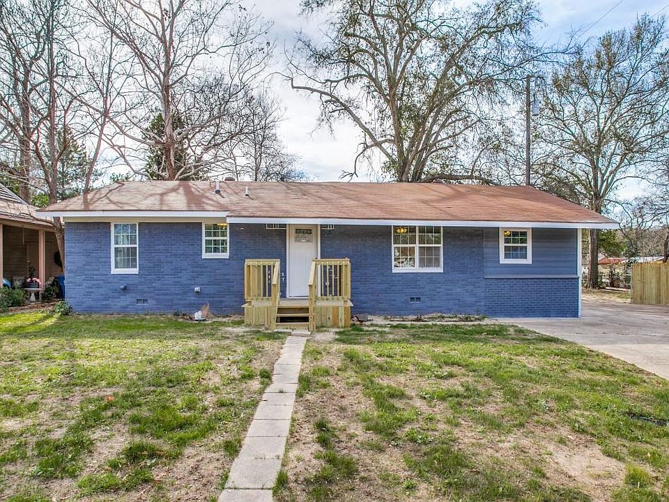 1st image of 507 Martin Luther King Jr Cir
