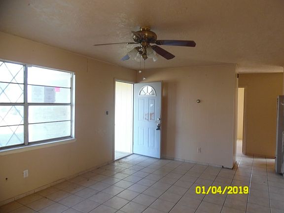 4th image of 2102 California Ave