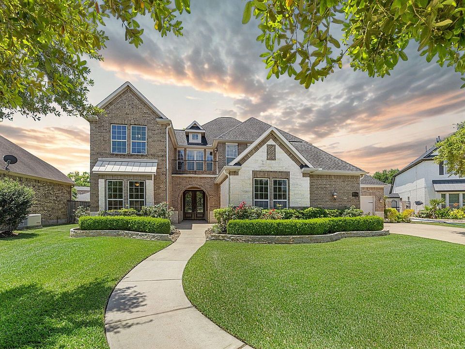 1st image of 32210 Waterford Crest Ln