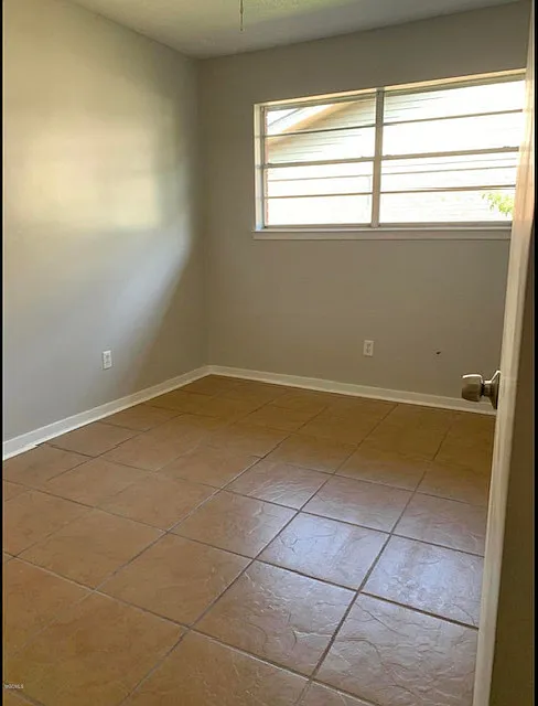 830 Lakewood - 1 — Photo 3