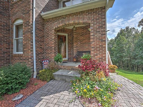 4th image of 109 Cecil D Quillen Dr