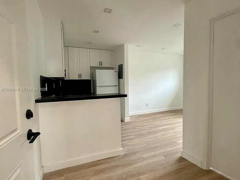 7521 NE 2nd Ct #5 — Photo 33