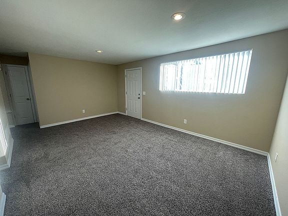 5th image of 1143 N Syracuse St #0