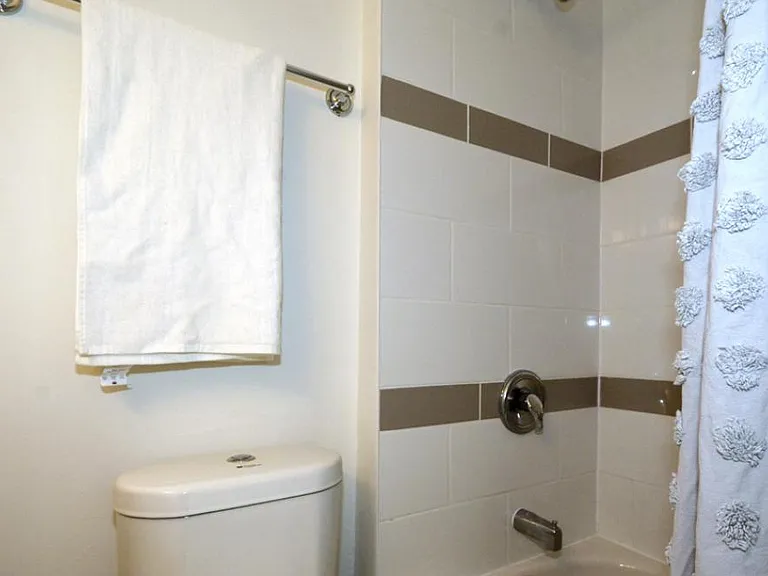 5885 Spring Garden Rd — Photo 5