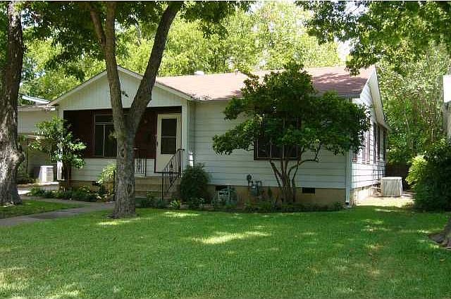 1st image of 5211 Woodview Ave