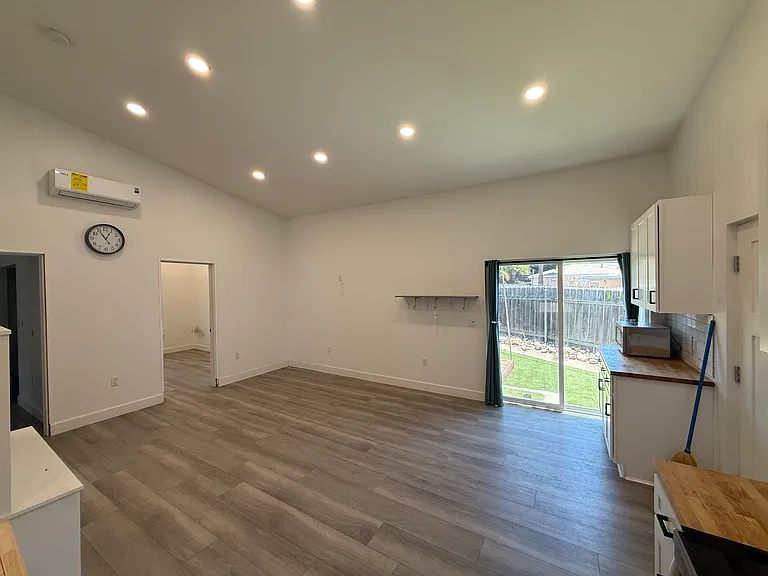 5827 Amaya Dr — Photo 6