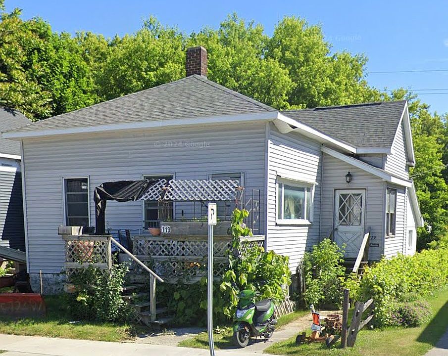 2nd image of 119 W Miller St