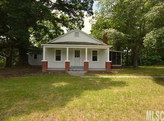 2nd image of 2942 Countryside Dr