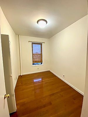 3rd image of 1158 49th Ave APT 4C