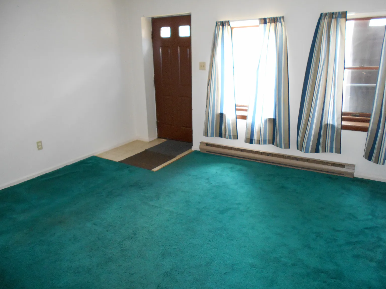 1 bed, $1,200 — Photo 4