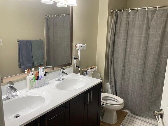 5th image of 2730 S Veitch St APT 201