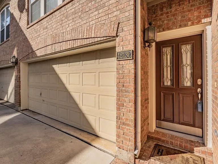 4213 Wycliff Ave #C — Photo 3