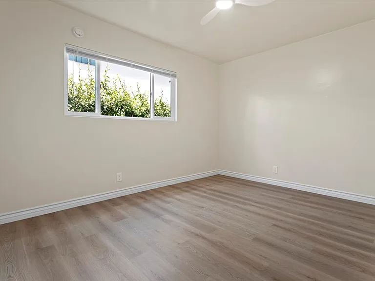 908 N San Vicente Blvd #3 — Photo 9