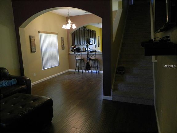 4th image of 10471 Park Commons Dr