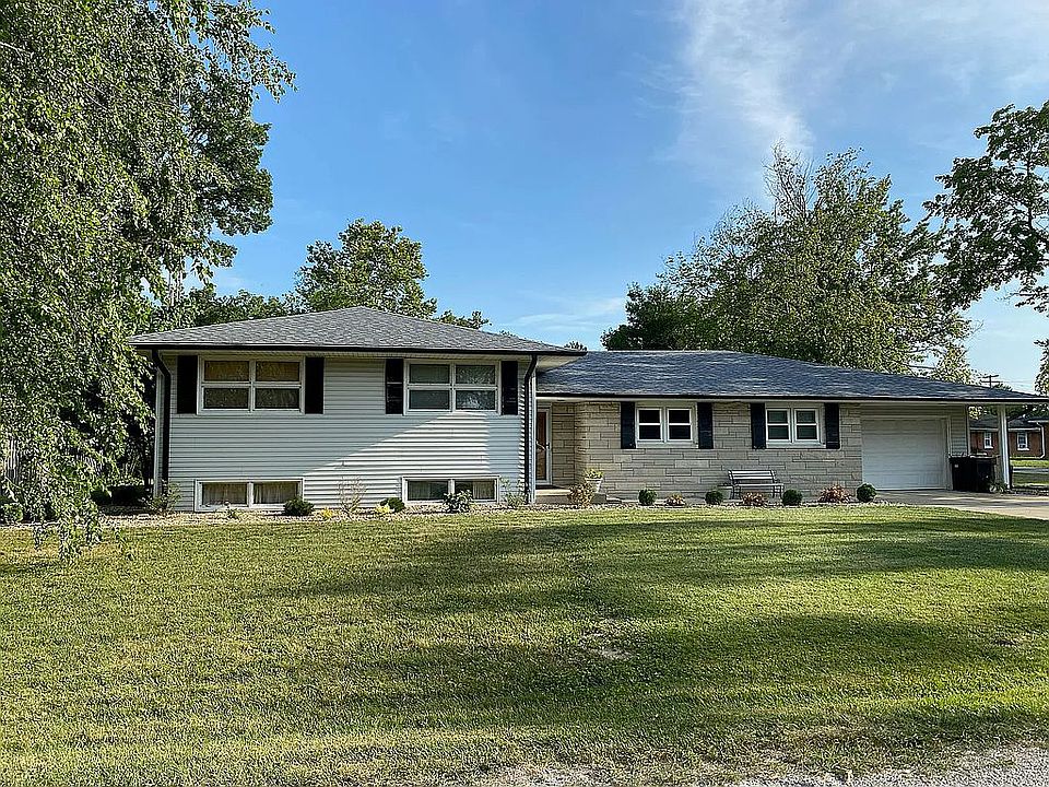 1st image of 9 Orchard Dr