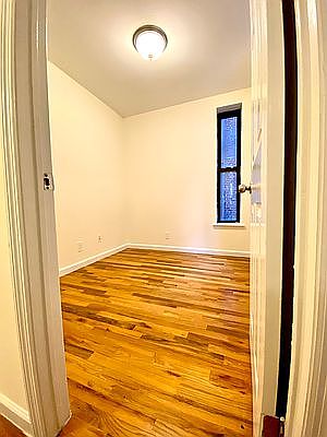 5th image of 232 E 80th St APT 11