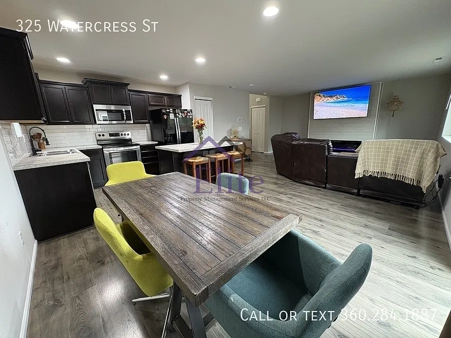 4 bed, 1692 sqft, $2,600 — Photo 4