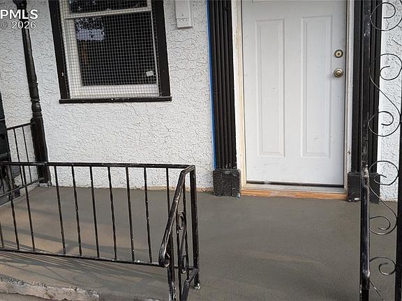 3rd image of 118 E Mesa Ave