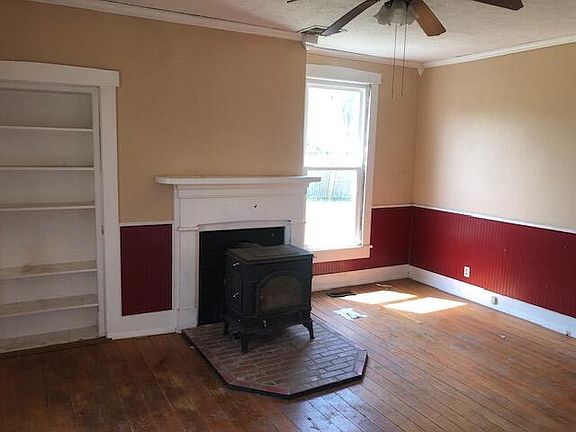 5th image of 708 N Oakland St