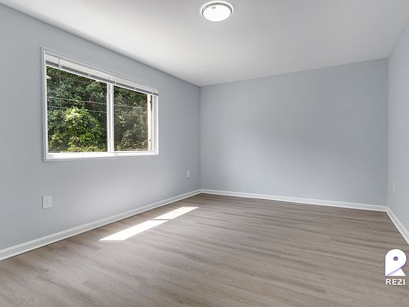 5th image of 6549 Hil Mar Dr