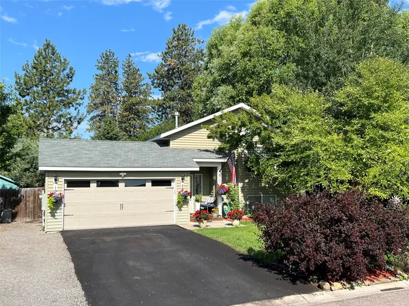 8 Darlene Rd, Columbia Falls, MT 59912