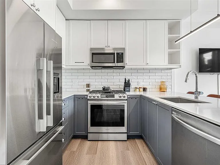 329 9a St NW — Photo 23