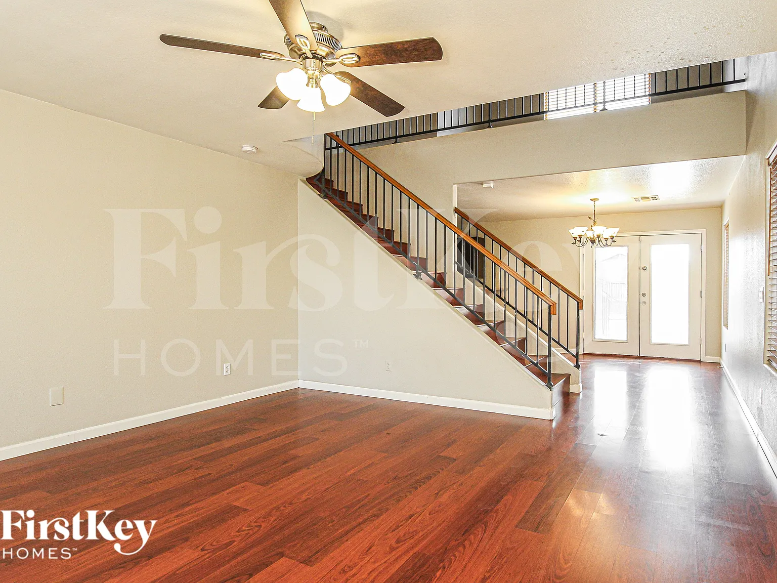 3 bed, 2.5 bath, 1691 sqft, $2,040 — Photo 2