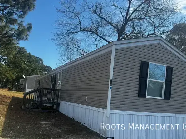 85 Sue St #85S, Spring Lake, NC 28390