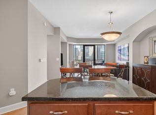 500 E Grant St APT 709, Minneapolis, MN 55404