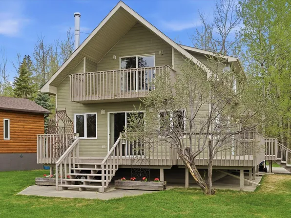218 & 219 2nd St, Yellowstone, AB T0E 1A0