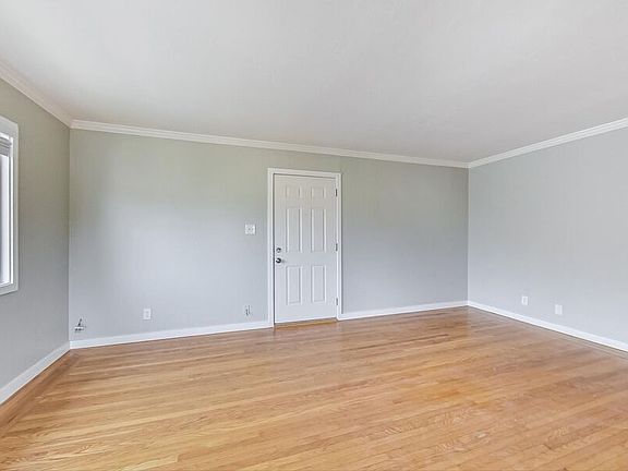 2nd image of 768 Walker Ave Unit 3