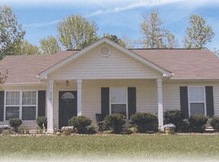 3025 Lynworth Pl, Charlotte, NC 28212